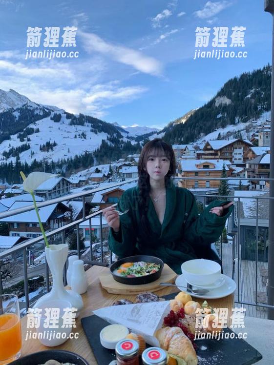 关掉声音，光看视频，17吃瓜网的gossip居然这么好看，我都要入迷了！