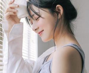 给你岔开的嘴——51黑料苹果版，ios用户必备！