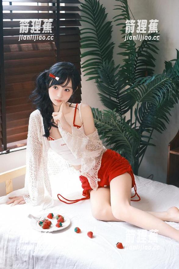 “58吃瓜”视频，吃瓜不止，还顺便给我肚子里加了些苦涩。