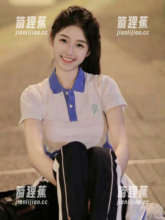 下载“五一吃瓜网”的时候偷偷打开，看着还蛮huge的！