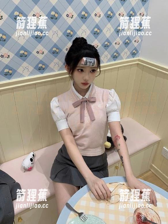 在线吃瓜也能观察社会百态，下载“五一吃瓜群众”，感受浓浓的人情绪。