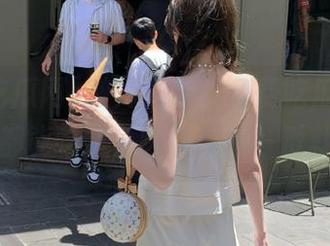 撇开烦恼，免费吃瓜网该分享的你都能吃到，随便搭话一番就有戏！