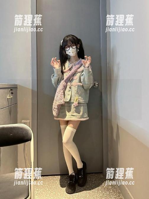 吃瓜17 吃瓜17cgcc发布:在自家阳台的下午,远处有只是否是仙过?仿若伟大的宇宙在停呼吸。