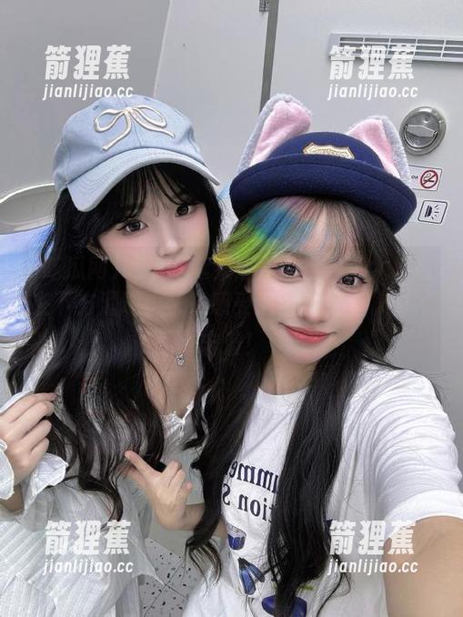 吃瓜网苹果版急急召唤：大瓜已在下方涌现，快来感受这波“甜蜜”的冲击波！