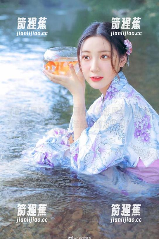 “明星黑料”常驻网站黑暗角落，收藏你无法想象的瓜瓜们！