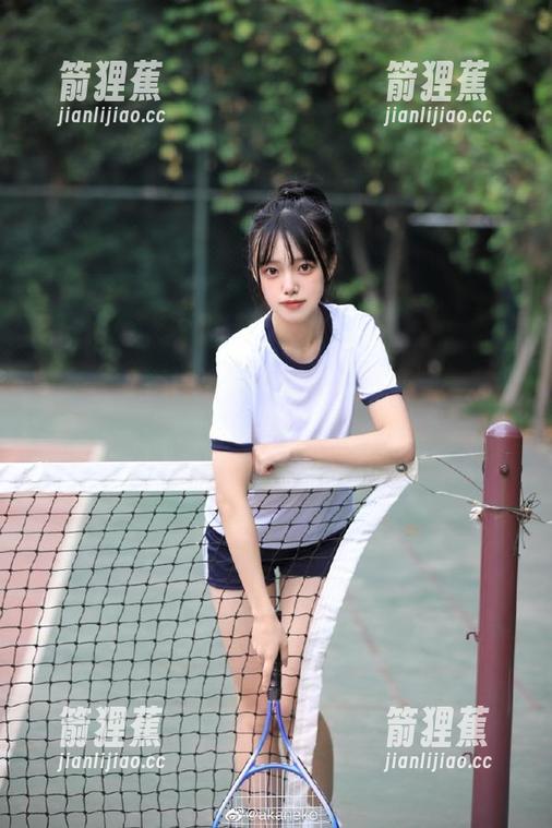 黑哥冲料app聚焦抖音：那些“奇葩”主播真的是谁？