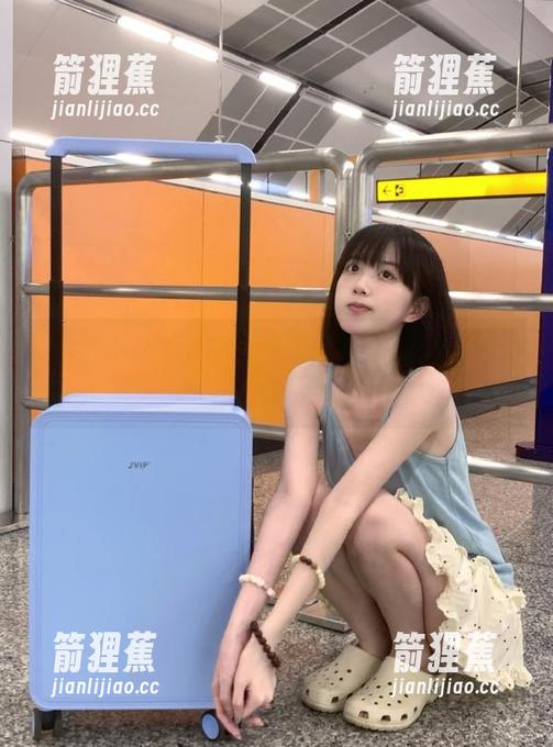 看！黑料不打样，免费让你惊掉下巴，保证脸上表情多微妙！