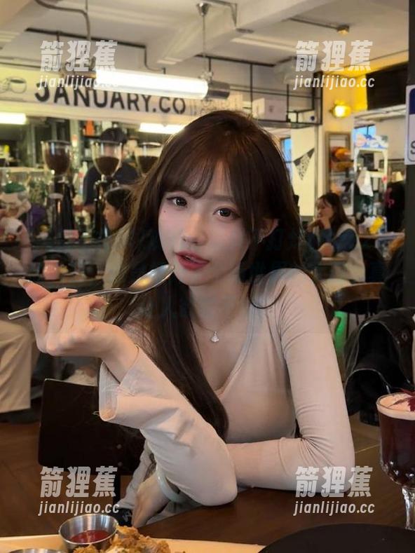 观看“黑料不打烊tttzzz”的入口，像是打开了个新世界的大门，真让人欲罢不能。