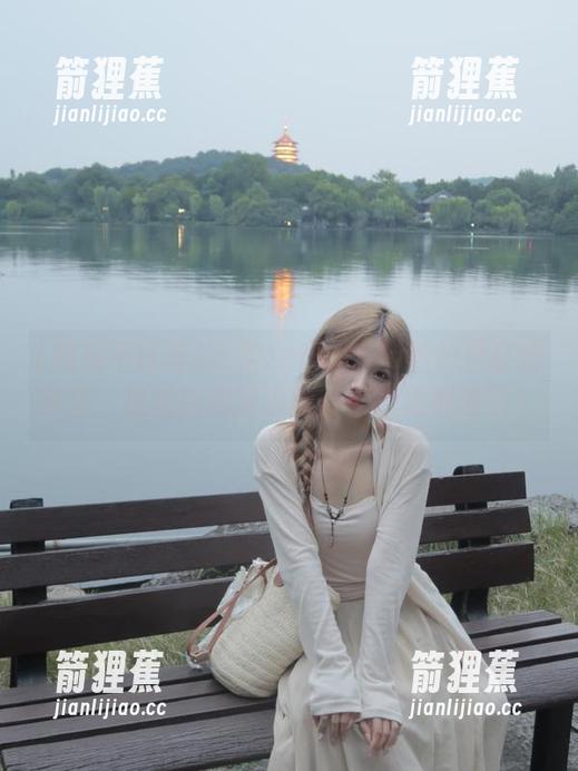 云游zztt38.su黑料不打烊首页，感觉转瞬即逝的好奇心更刺激了！