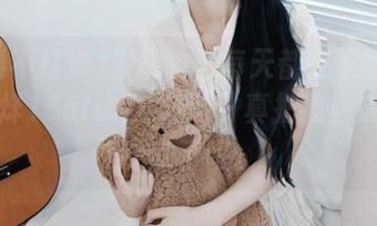 发现自己每天都在下载黑料不打烊155fun，哎呀，真把我当成八卦专家了呢。