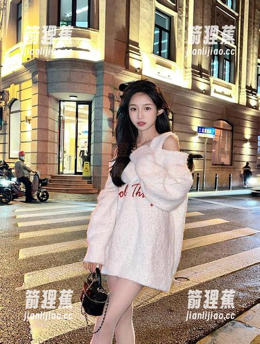 顺手登录zztt15.su黑料不打烊的入口，我觉得人生越来越像网络小说里的情节了…