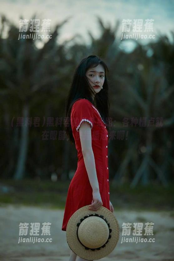 黑料君的八卦线路：各种槽点就在眼前，快插播进来啊！