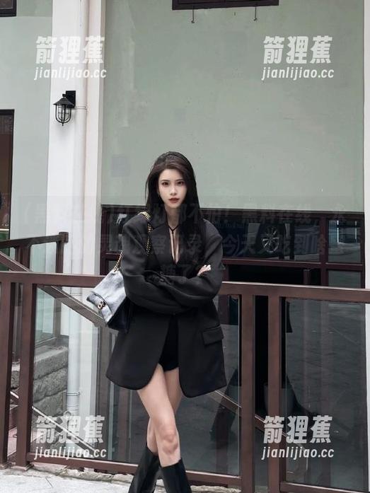 红绿灯都不怕！黑料在线，永不迷路的灵魂观察记录，今天又吃到啥蜜糖了？