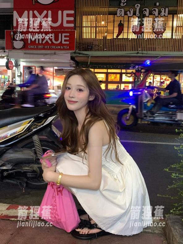 欲望藏在黑料在线苹果版里，看多了，真想给我“飙升”的频率点记上！