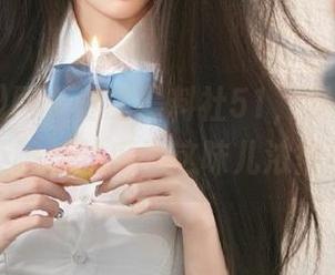 网页里的黑料社51，聚焦那些让你目不暇接的瓜，这味儿浓得可以！