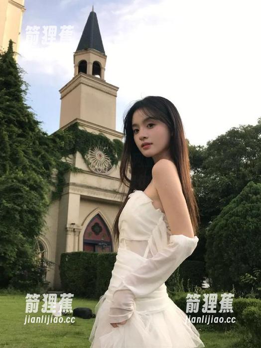在黑料社的网站上，八卦风潮似乎不只来一波，喂饱你的好奇心！