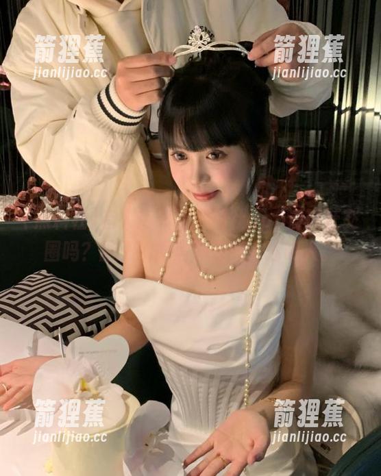 有人用最新黑料社app清理社交圈吗？圈子瞬间清净得像个透明人。