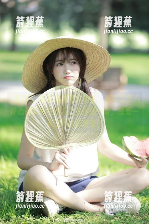 最新黑料网在线看，连我这颗八卦心都忍不住想冲上去搅和一番，感受一下这网络的快感！