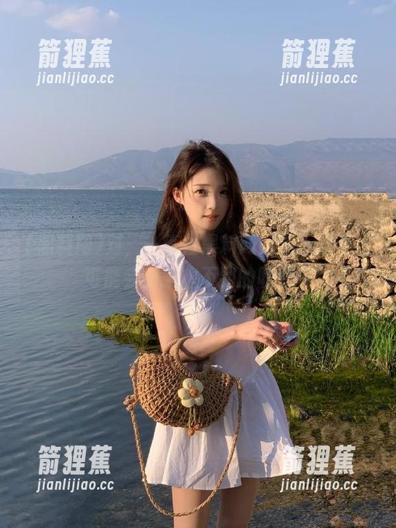 对，一直往黑料网最新入口走，可能会有意想不到的收获…