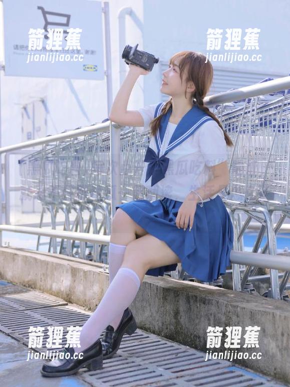 每次点开“黑瓜吃料”地址，就忍不住跟着瓜一起翻滚，生活是怎么了？