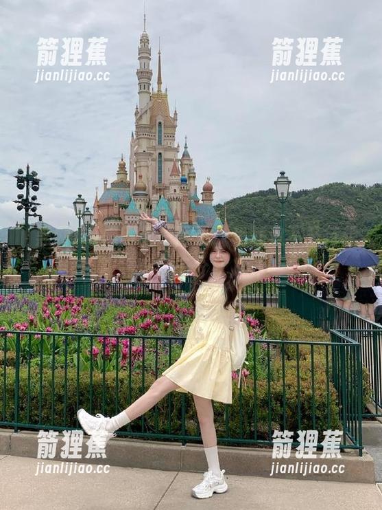 黑网料 黑网料一登录,我就迫不及待想跟隔壁老王分享八卦!